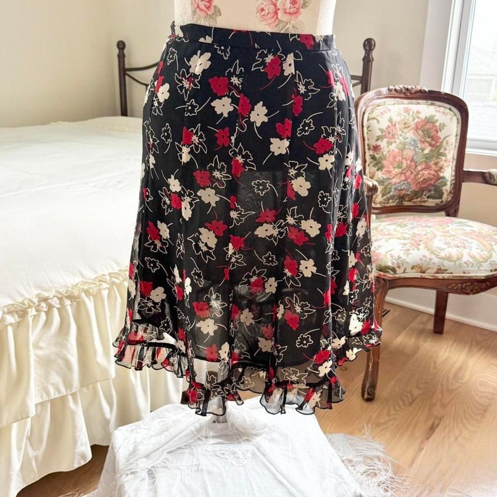 90s‎ black floral ruffle hem skirt trulli size 2 petite